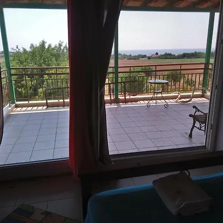 Annie΄s House *